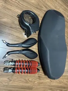 N*e様 YAMAHA シグナスx2 シート、サスペンション、ファンカバー、ミラ