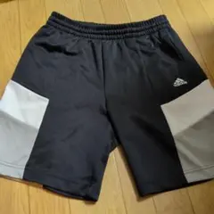 adidas ハーフパンツ 黒 150cm