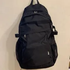 EASTBOY イーストボーイ 通学リュック 黒色 容量拡張 薄ピンクのロゴ