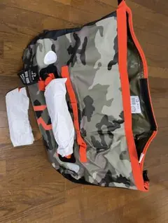 Item thumbnail for item 4e80e05f-2180-4582-aa3d-ae7f8d654809