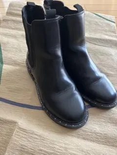 ZARA スタッズ付き キッズ用ブーツ　サイズ34