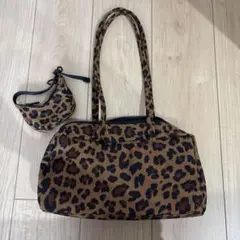 BAGGU レオパード柄 ショルダーバッグ ミニポーチチャーム付きのサムネイル