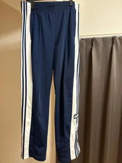 adidas 3本ライン ネイビー