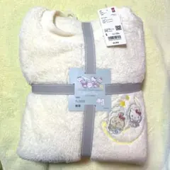 ユニクロ フリースセット(長袖) クリーム ちいかわ サンリオ パジャマ