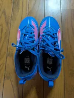 Puma サッカーシューズ スパイク 青/ピンク　21.5cm