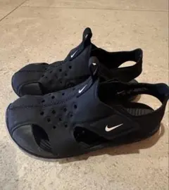 Nike 黒 サンダル 通気孔付き　キッズ　16cm