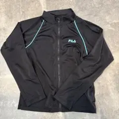 FILA ブラック ラッシュガード 140
