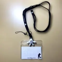 東京ディズニーリゾート ミッキー ストラップ　IDカード入れ