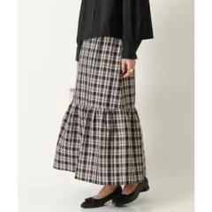 a.v.v(アー.ヴェ.ヴェ) ロングスカート