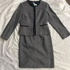 美品COMME CA ISMノーカラー ツイードスーツ ジャケットM／スカートL