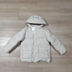 ユニクロ　キッズ　ダウンパーカ　オフホワイト 130
