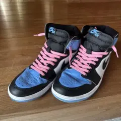 Air Jordan 1 Retro High OG ユニバーシティブルー