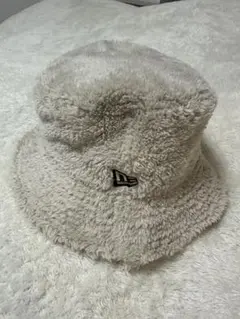 New Era フリース バケットハット ベージュ