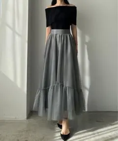 新品 Louere ルエレ 裾切替フリルチュールティアードスカートのサムネイル