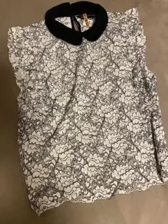 ZARA WOMAN ノースリーブレーストップス M
