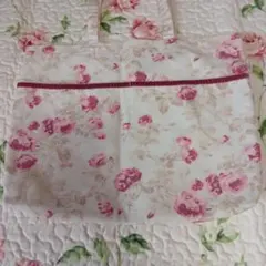 LAURA ASHLEY ローラアシュレイ ローズ柄 トートバッグのサムネイル