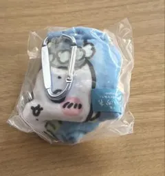 映画ちいかわ 人魚の島のひみつ ダイカットポーチ ハチワレ