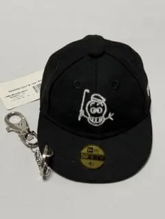 にゃー× NEW ERA キーホルダー レッド 新品タグ付き レア 廃盤 - メルカリ