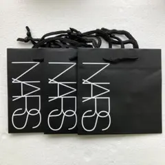 NARS ショップ袋 黒 50枚セット NARS（ショップ袋）のフリマアイテム一覧