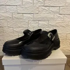 CHARLES & KEITH メリージェーン 厚底シューズのサムネイル