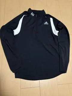 adidas ハーフジップ長袖シャツ ブラック　メンズ　Mサイズ