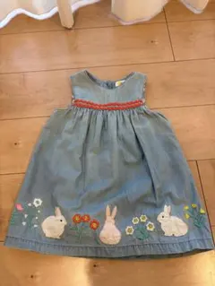 Baby Boden デニムワンピース うさぎ刺繍 92cmのサムネイル