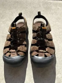 Item thumbnail for item b4d9625a-c55d-440f-8f04-5849d57bfb35