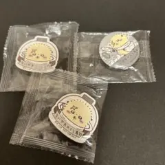 ちいかわ くら寿司 ラッコ 缶バッジ マグネットシート ビッくらポン 3個セット