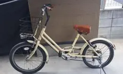 【ほぼ未使用品】ブリヂストン　ベガス　ミニベロ自転車 アイボリー直接引き取り限定 ほぼ未使用品】ブリヂストン ベガス ミニベロ自転車 アイボリー