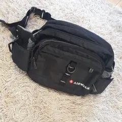 AIRPAQ ボディバッグ グレー - メルカリ