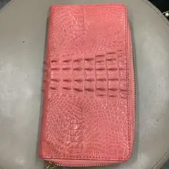 クロコダイル型押し ラウンドファスナー長財布 ピンクのサムネイル