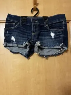 Abercrombie & Fitch ダメージショートパンツ 00