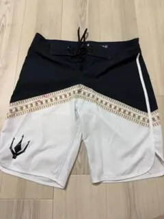 新品未使用】 FIEDサーフパンツ 26 - メルカリ