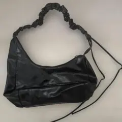 블랙 숄더백 개더 포함