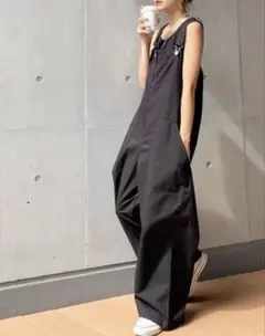 【美品】ungrid ミリタリールーズサロペット　ブラック