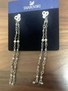 Swarovski クリスタルピアス