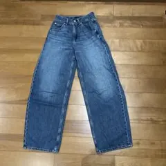 ユニクロ　バギーカーブジーンズ　サイズ21