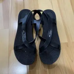 Item thumbnail for item a7403f0a-55c6-43f7-a33c-07a3808052d3