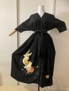 着物リメイク　黒留袖　ワンピース
