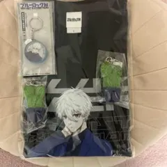 ブルーロック 展Tシャツ、ボイスキーホルダー（新品未使用）