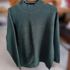 ダークグリーン　 ハイネックセーター　 Mサイズ