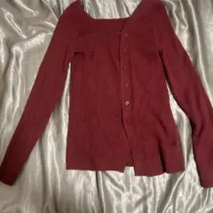 長袖　ニット　赤　バーガンディー