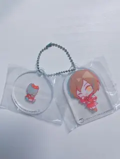プロセカ　サンリオ　カプセルミニキャラアクリルキーチェーン　meiko