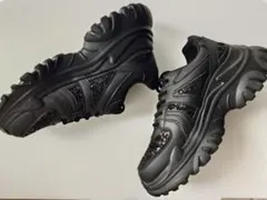 新品同様　厚底 スニーカー　スタイリッシュ　ORiental TRaffic