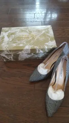 セブントゥエルブサーティーパンプス