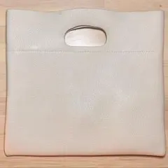 【美品】Aeta アエタ レザー 2WAY ショルダーバッグ クラッチバッグのサムネイル
