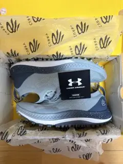 UNDER ARMOUR カリー チャージド2023年モデル　ゴルフシューズのサムネイル