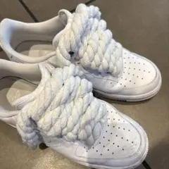 NIKE AIR FORCE 1 ロープ　(箱有)