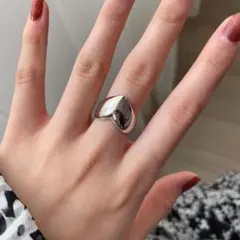 シルバー　ハートリング　指輪　フリーサイズ　新品　サイズ調整可能　韓国　可愛い