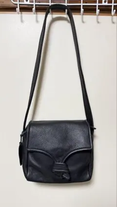 ERRE ブラック レザー ショルダーバッグ